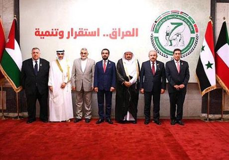بروجردی مطرح کرد: پیشنهاد برگزاری اجلاس رئیسان مجالس همسایگان عراق در تهران